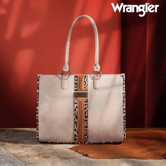 ⭐️ NWT ⭐️ Wrangler Tote Bag for Women Western Purse Multi Pockets Handba…
